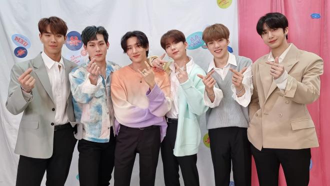 MONSTA X MX University