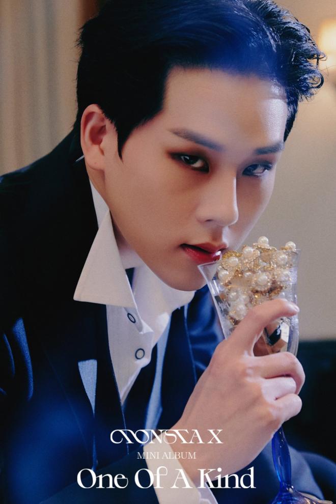 MONSTA X Features Elegance In First Set Of Concept Photos For 9th Mini-Album "One Of A Kind"