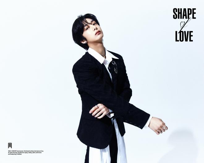 monsta x shape of love concept photos